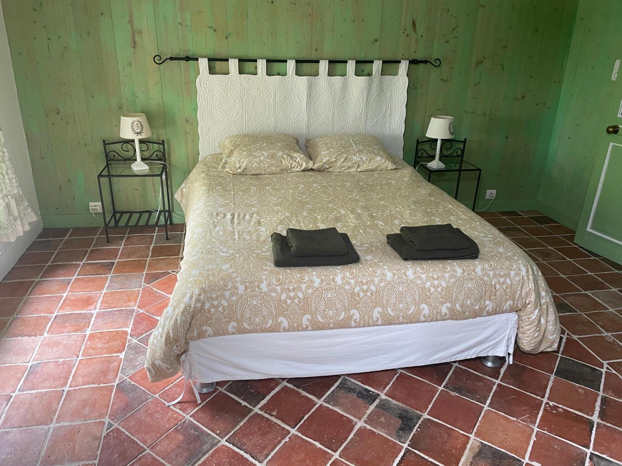 La Ptite Normande Bed & Breakfast Saint-Germain-de-Tournebut Exterior photo